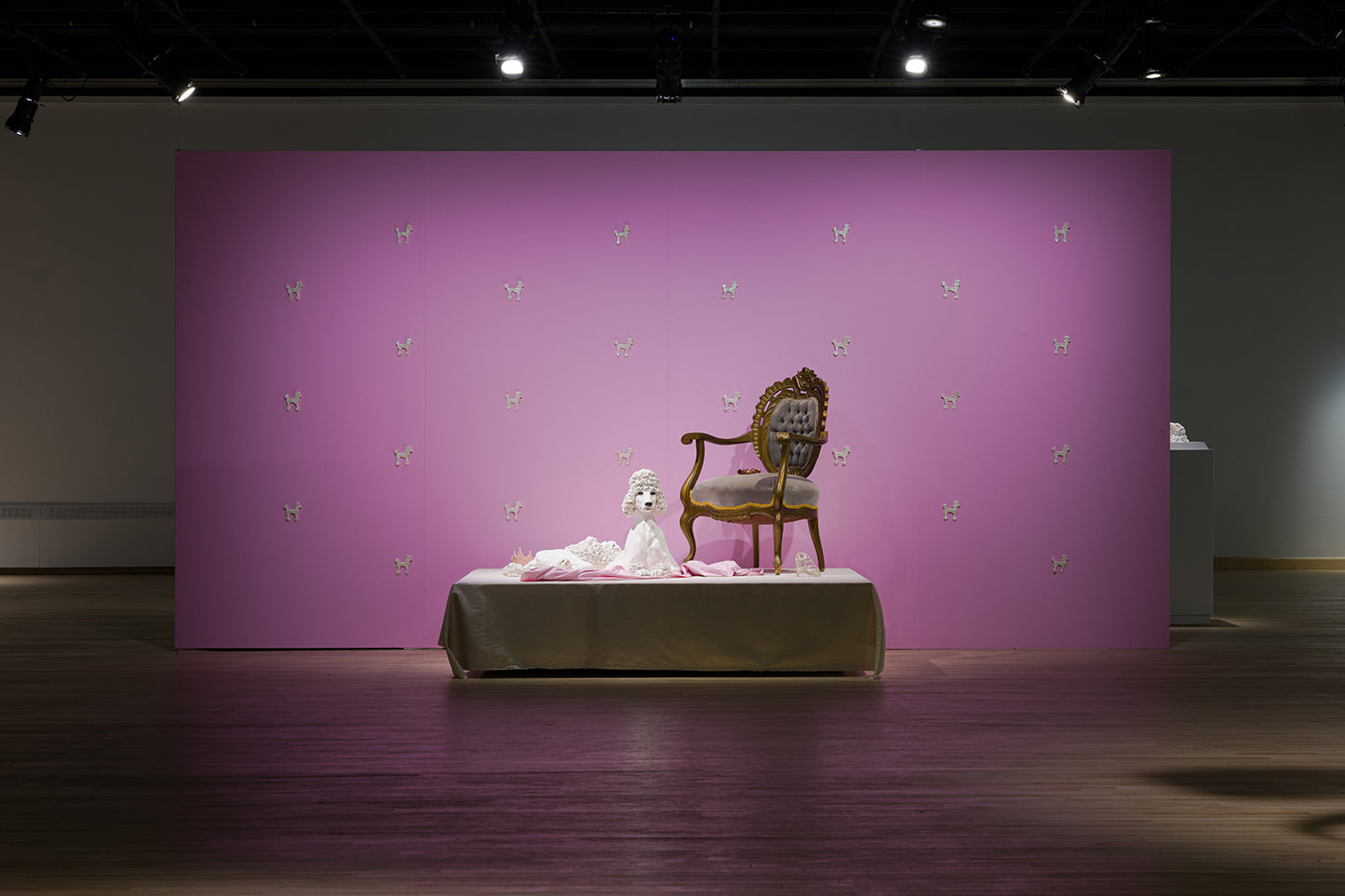 ROYAL by Marilyne Bissonnette