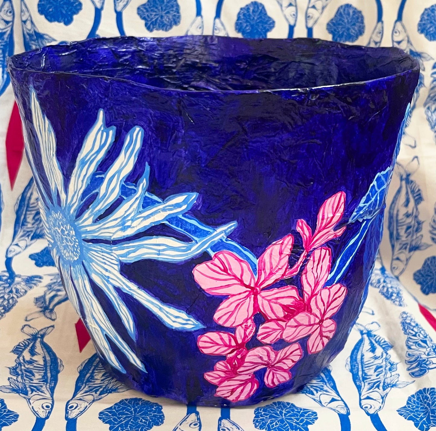 Trinkets (peony and lemon balm)