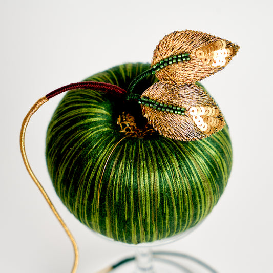 Détails haut, top details.