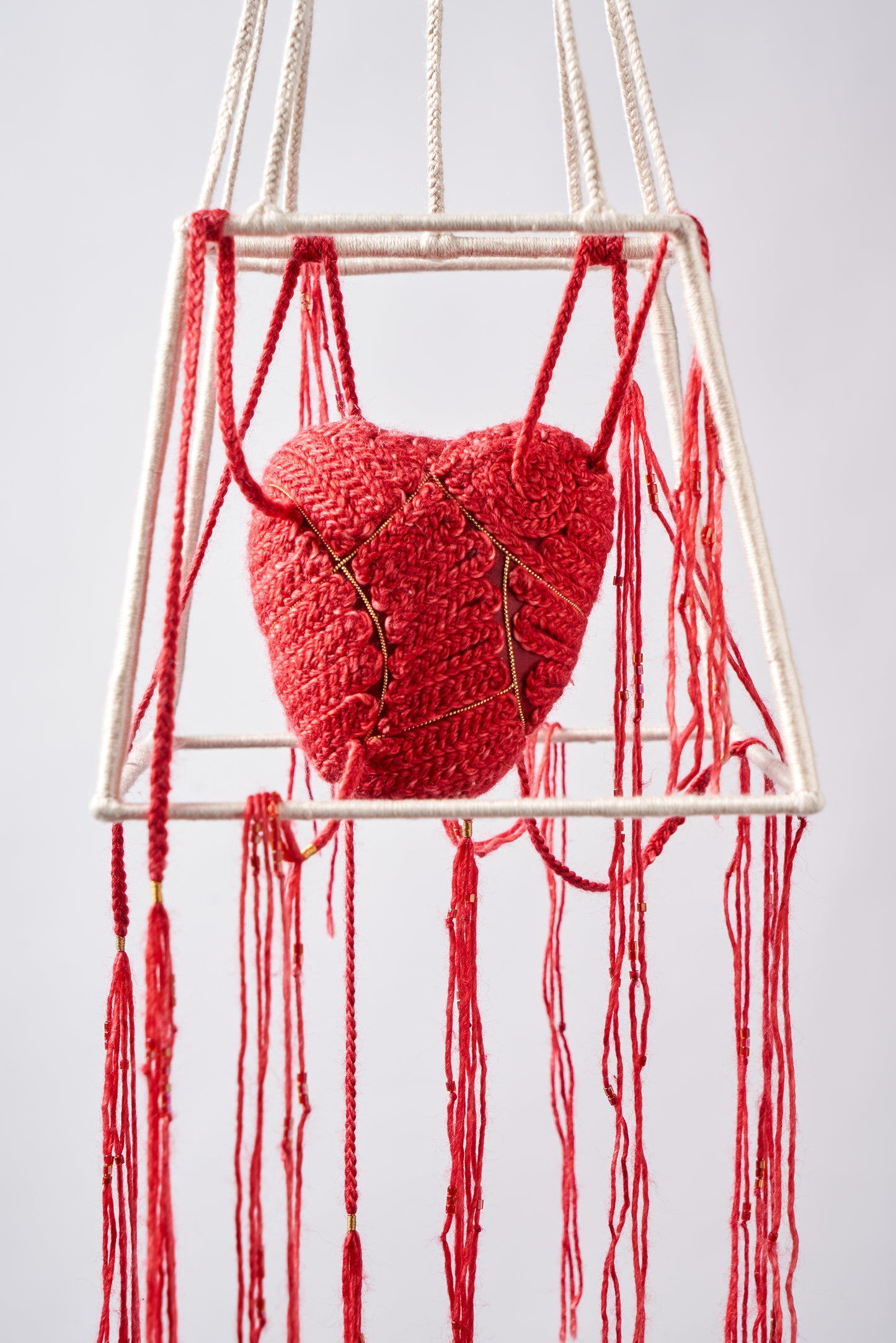 The Heart-Shaped Box par Cinthya Chalifoux